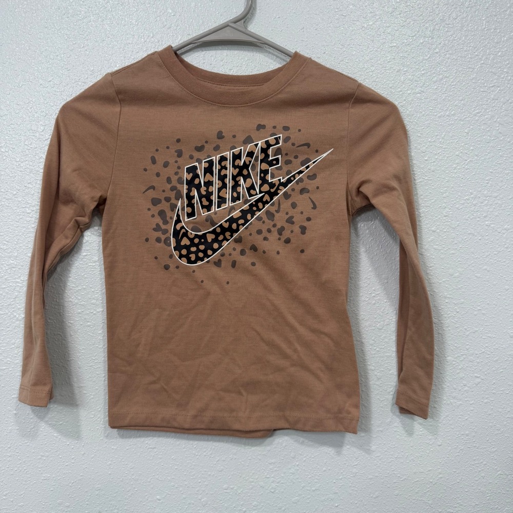 Nike Girls Long Sleeve Leopard Print Logo Graphic Tee Tan N533-023 Size 6X
